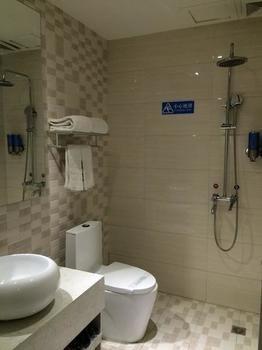 Xo Fashion Theme Hotel Dongying Екстериор снимка
